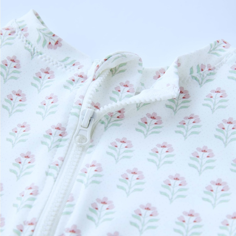 Zara Girls Rash Guard - Picture 3 of 4